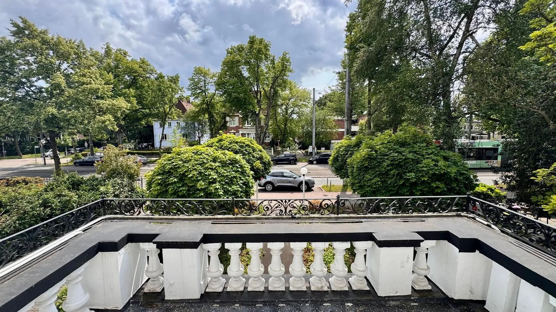 Weisse Villa Exklusives Apartment Im Herzen Schwachhausens Bremen